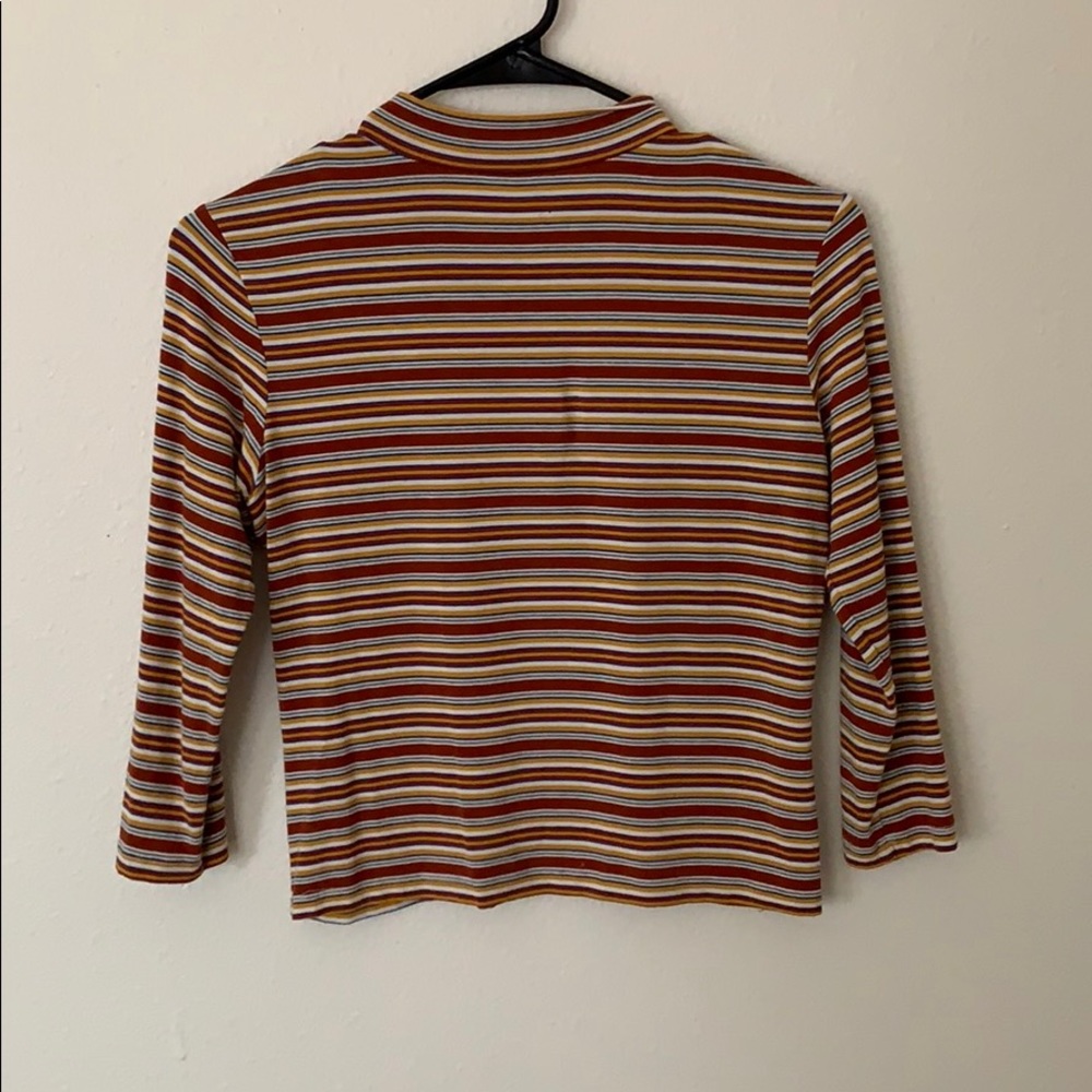 Striped cropped 3/4 sleeve turtle neck